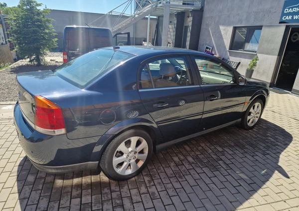 Opel Vectra cena 10900 przebieg: 173000, rok produkcji 2002 z Łazy małe 704